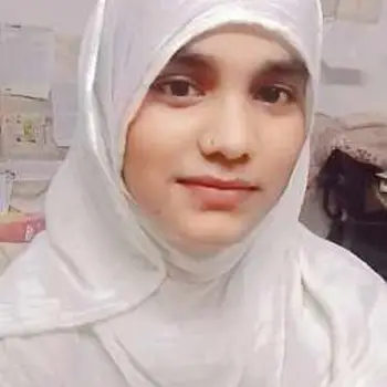 Humaira khatoon Maths Home Tutor in Daliganj Lucknow with 2 Years Experience